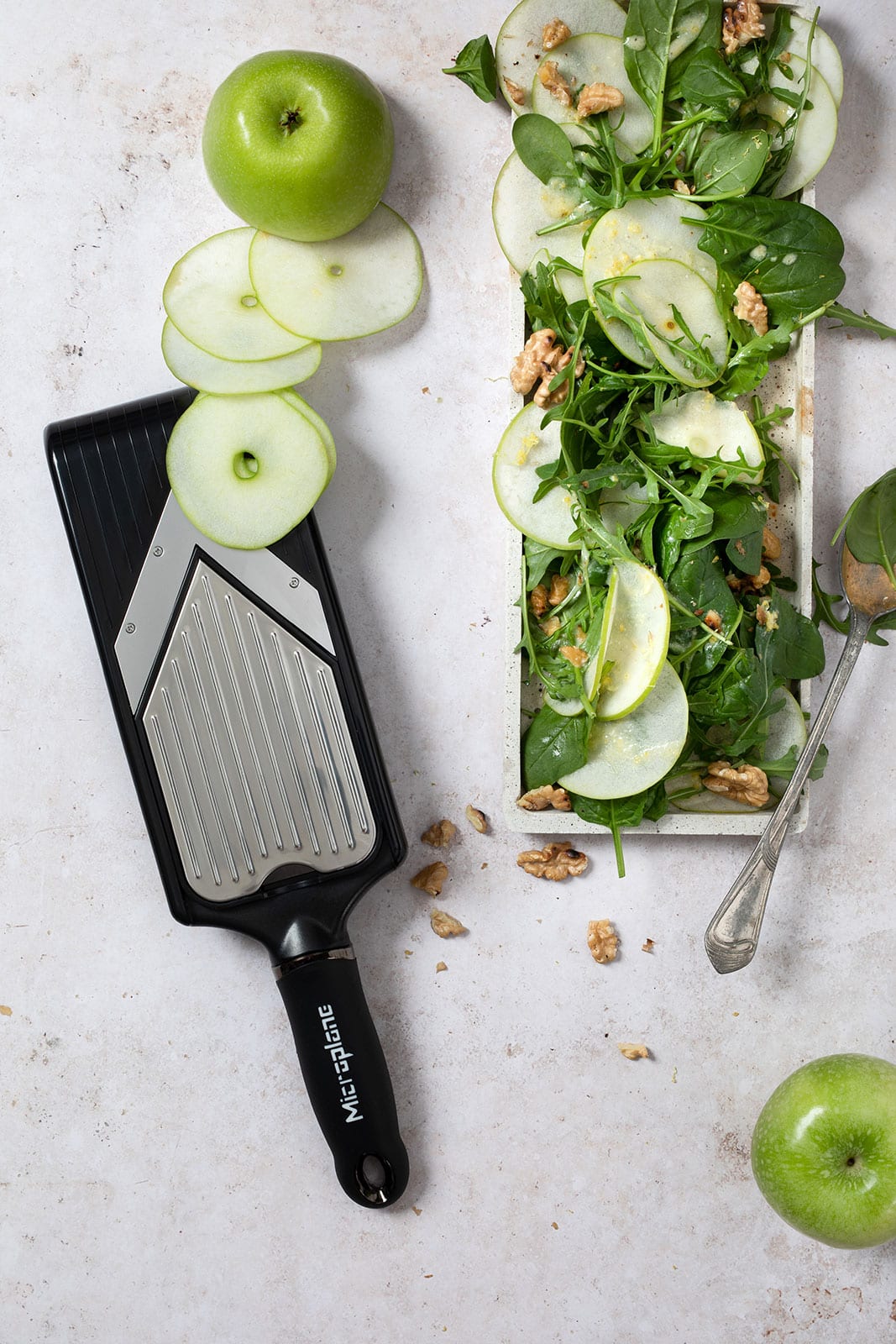 Microplane Specialty V-Hobel Slicer mit Julienne