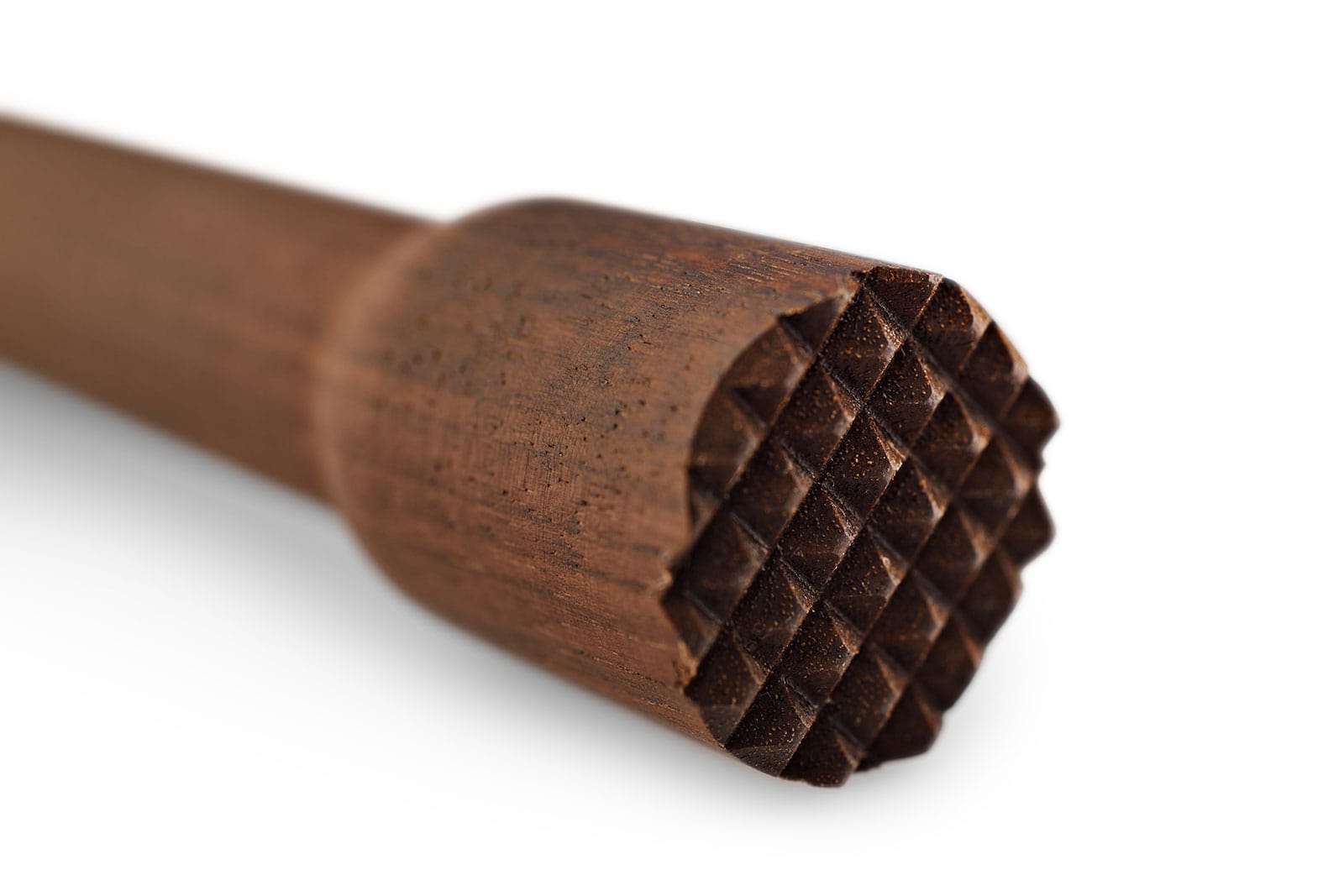 Detailaufnahme des Stößels mit seiner Struktur für besseres Zerkleinern der Lebensmittel.