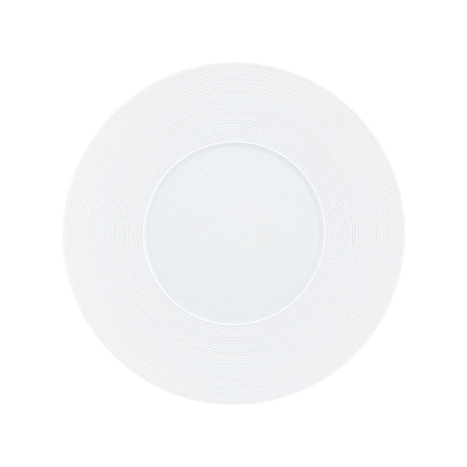 Der Hémisphère Satin white Frühstücksteller von Coquet besteht aus weißem Porzellan und hat auf der Fahne ein mattes Rillen-Finish.